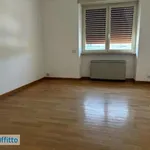 Rent 2 bedroom apartment of 125 m² in Rome