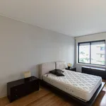 Rent 2 bedroom apartment in Porto