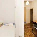 Rent a room of 135 m² in madrid