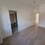 Rent 3 bedroom apartment of 90 m² in Milano