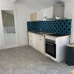 Maison de 104 m² avec 3 chambre(s) en location à Saintes