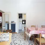 Rent a room of 100 m² in milan