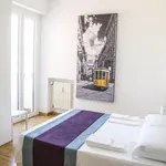 Rent 1 bedroom apartment in Milan