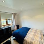 Rent 3 bedroom flat in Wales