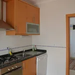 Rent 2 bedroom apartment of 100 m² in Alcobaça