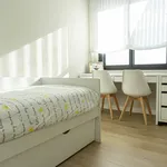 Alquilo 5 dormitorio casa de 210 m² en Seville