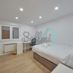 Rent 4 bedroom apartment of 117 m² in Oviedo