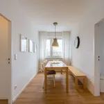 Miete 2 Schlafzimmer wohnung von 77 m² in Berlin