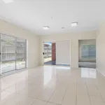 Rent 6 bedroom house in Point Cook