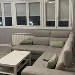 Rent a room of 90 m² in madrid