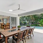 Rent 4 bedroom house in Palm Cove