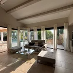 Maison de 169 m² avec 3 chambre(s) en location à Le Castellet