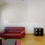 Affitto 3 camera appartamento di 90 m² in Triest