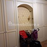 Rent 5 bedroom apartment of 190 m² in Rome