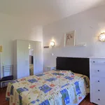 Rent a room of 60 m² in Olhão