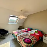 Maison de 455 m² avec 4 chambre(s) en location à Kruisem