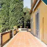 Rent 20 bedroom apartment of 350 m² in Fiesole