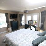 Rent 5 bedroom house in South West England