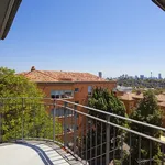 Rent 2 bedroom apartment in Bellevue Hill