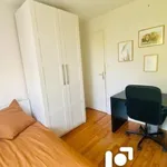 Rent 1 bedroom apartment of 10 m² in Villeurbanne