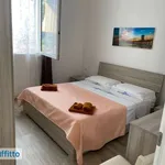 Affitto 4 camera appartamento di 65 m² in Noto