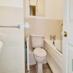 Rent 2 bedroom flat in Epsom and Ewell