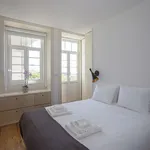 Rent 1 bedroom apartment of 55 m² in Porto