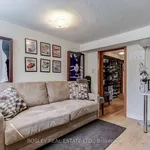 Maison de 2045 m² avec 3 chambre(s) en location à Toronto (Stonegate-Queensway)