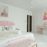 Rent 6 bedroom house of 450 m² in Bangkok