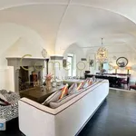 Rent 6 bedroom house of 400 m² in Florence