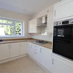 4 Bedrooms House - Semi-Detached - To Let