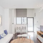 Rent 4 bedroom apartment of 55 m² in Porto