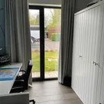 Huur 3 slaapkamer huis van 1425 m² in Brasschaat