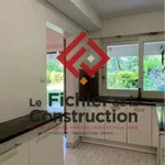 Rent 5 bedroom apartment of 165 m² in Saint-Égrève