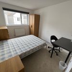 Rent 4 bedroom house in Swansea