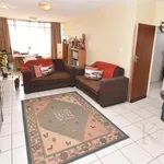 Rent 2 bedroom apartment of 83 m² in Pretoria