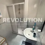 Rent 2 bedroom apartment of 65 m² in Център