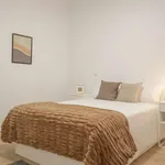 Rent a room of 245 m² in madrid