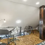 Rent 1 bedroom apartment of 21 m² in Prague