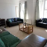 Rent 5 bedroom flat in South West England