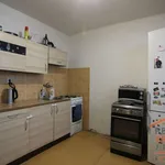 Pronajměte si 4 ložnic/e byt o rozloze 76 m² v Litvínov