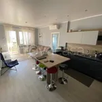 Rent 4 bedroom apartment of 100 m² in Massa