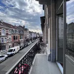 Rent 2 bedroom apartment in Ixelles