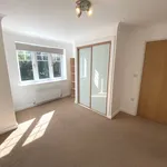 Rent 2 bedroom apartment of 65 m² in Hertsmere