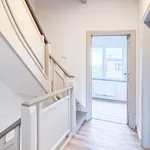 Huur 4 slaapkamer huis van 450 m² in Liège