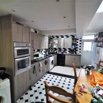 Rent 5 bedroom flat in Birmingham