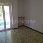 Rent 5 bedroom house of 150 m² in Sesto Calende