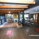 Rent 3 bedroom house of 1629 m² in  Macleay Island QLD 4184                        