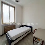 Rent 4 bedroom apartment of 105 m² in Genoa