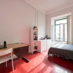 Rent a room of 399 m² in Lisboa